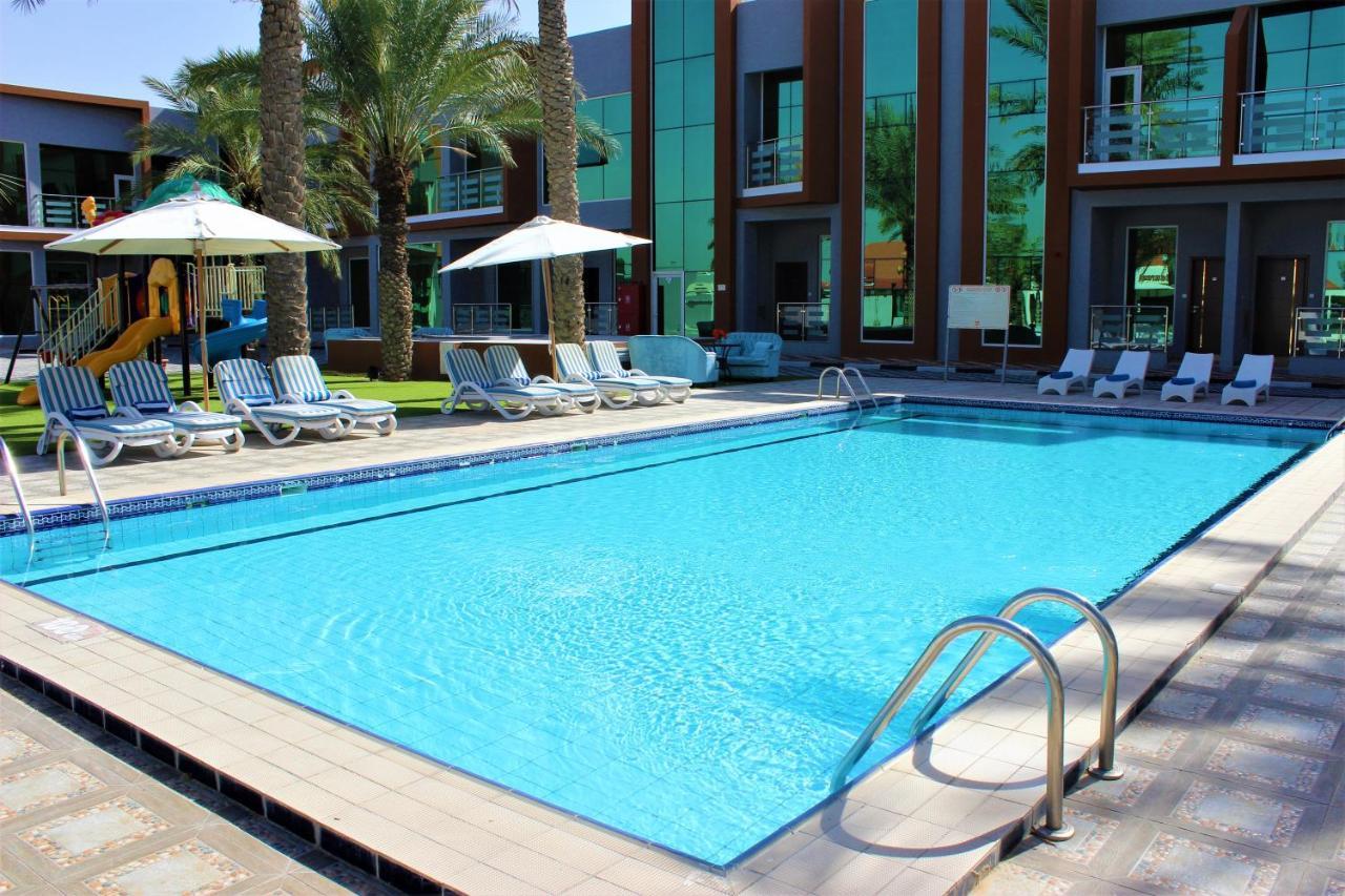 Royal Residence Hotel Apartments Umm al-Qaiwain Exterior foto